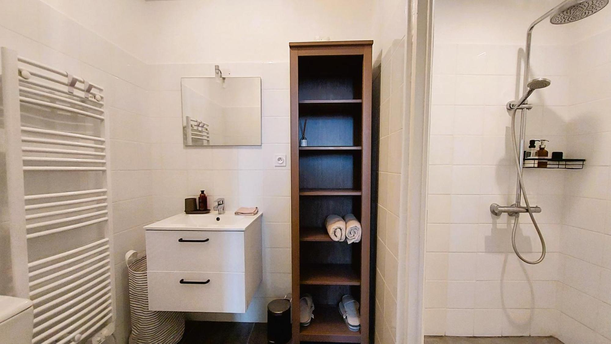 L'Appartement De L'Arche Châteauneuf-de-Gadagne Esterno foto