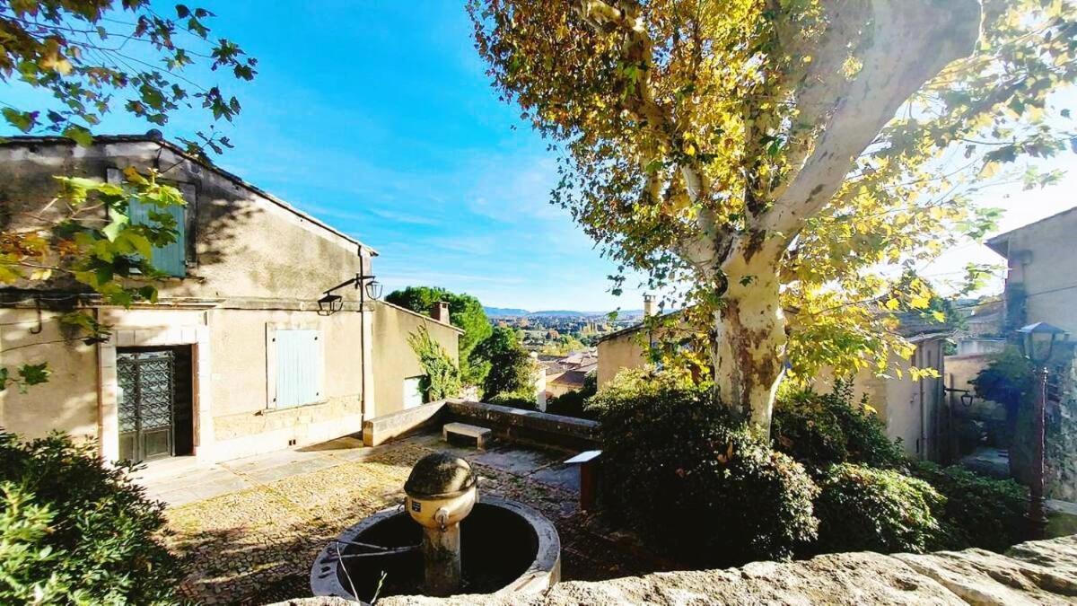 L'Appartement De L'Arche Châteauneuf-de-Gadagne Esterno foto