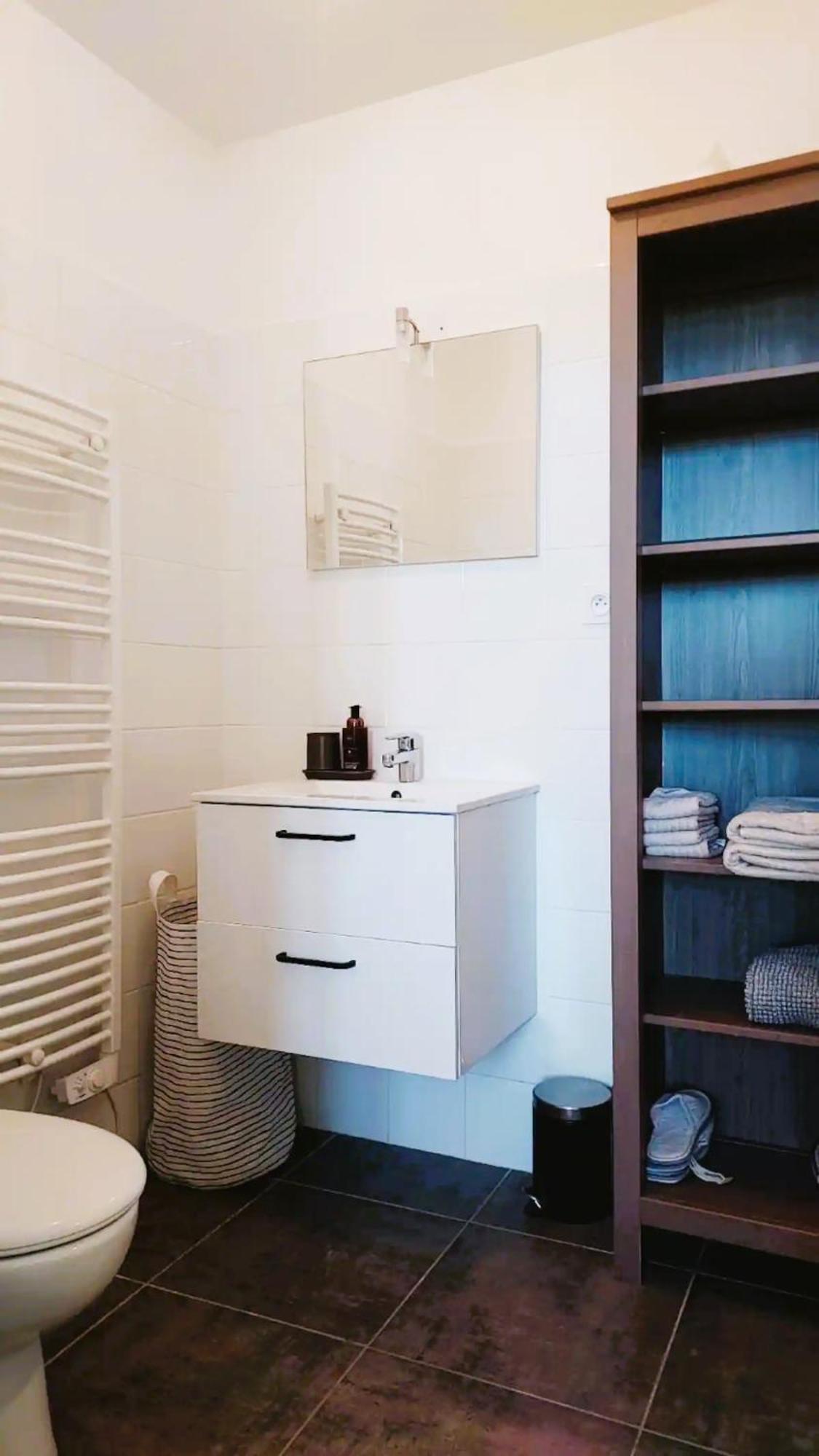 L'Appartement De L'Arche Châteauneuf-de-Gadagne Esterno foto
